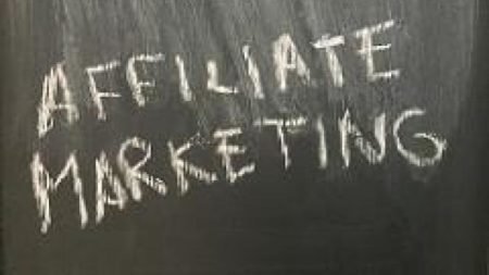 Jual Produk Menggunakan Affiliate Marketing