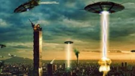 Prediksi Stephen Hawking: Bumi Bisa Hancur Akibat Invasi Alien?